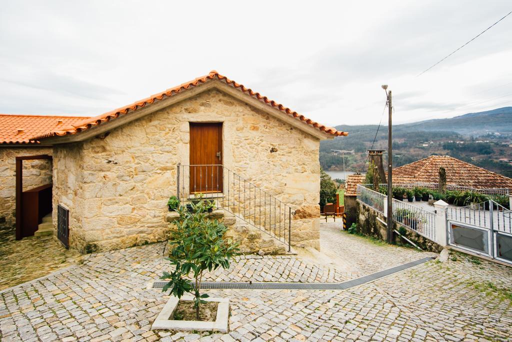 Hostal Vougaldeias Casa Da Tulha Sever do Vouga Exterior foto